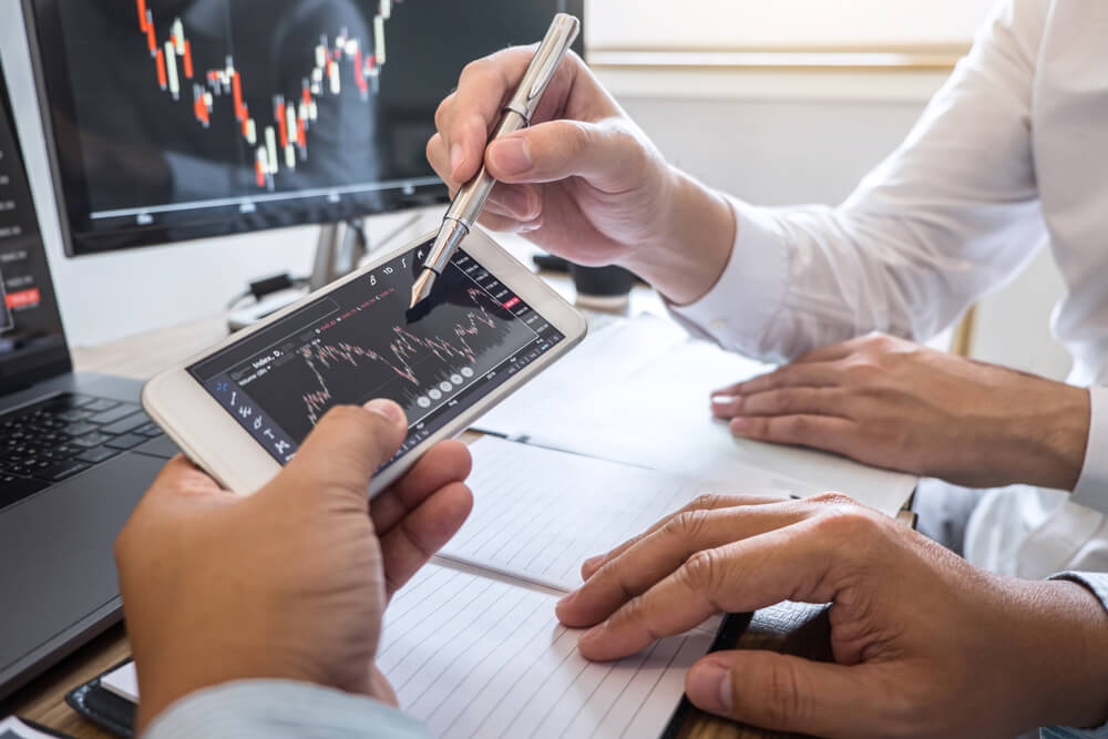 Изучение графиков и паттернов